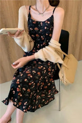 Sexy langes Kleid mit Spaghettiträgern und Blumenmuster